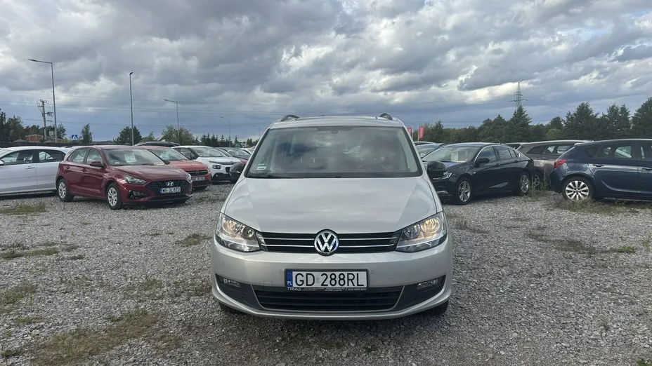 VOLKSWAGEN Sharan -