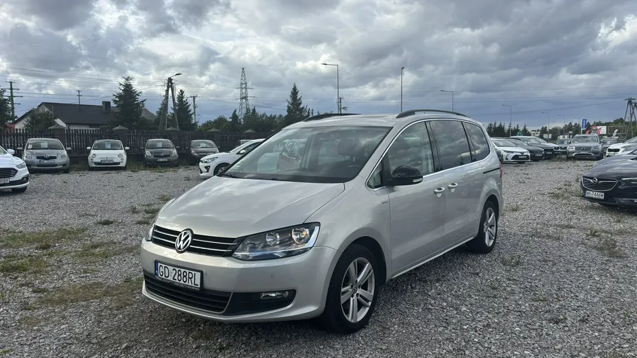 VOLKSWAGEN Sharan -