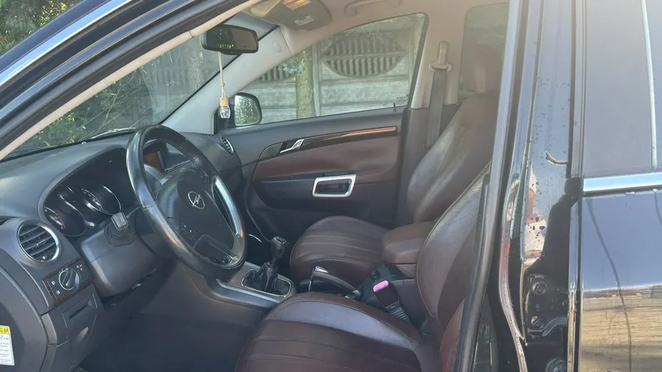OPEL Antara -