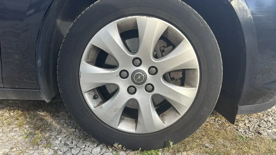 OPEL Astra -