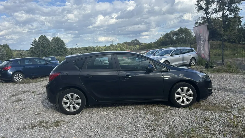 OPEL Astra -