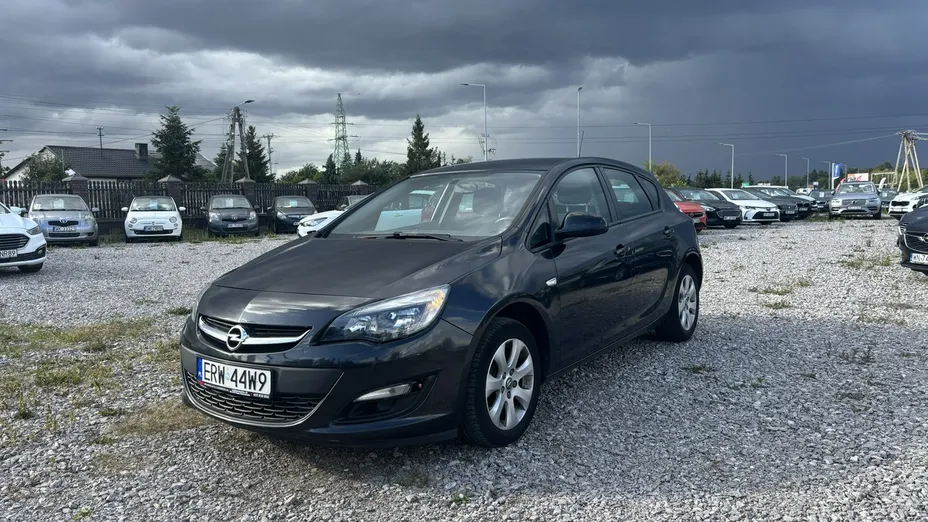 OPEL Astra -