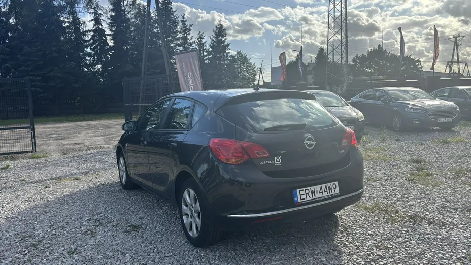 OPEL Astra -