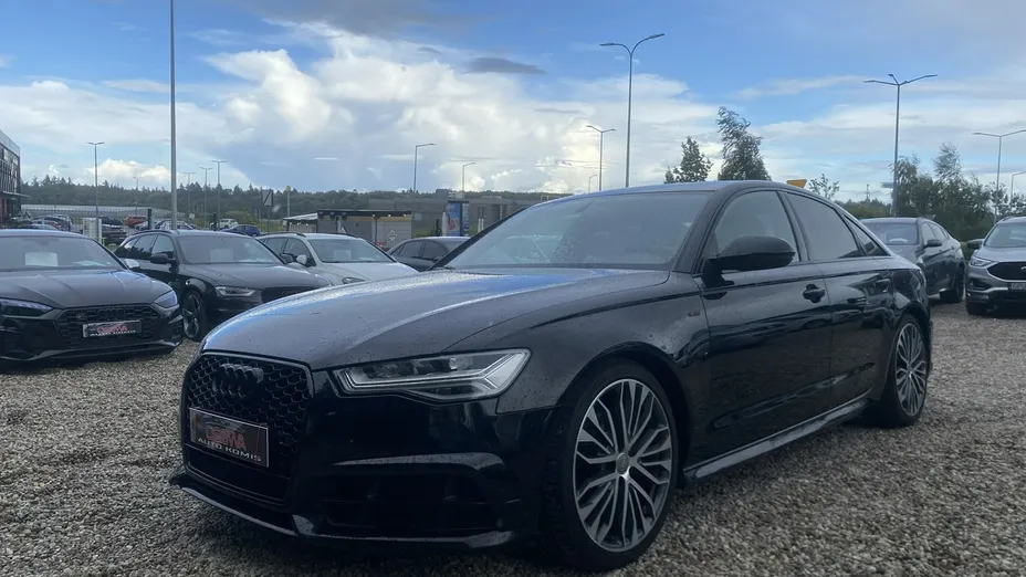 AUDI A6 -