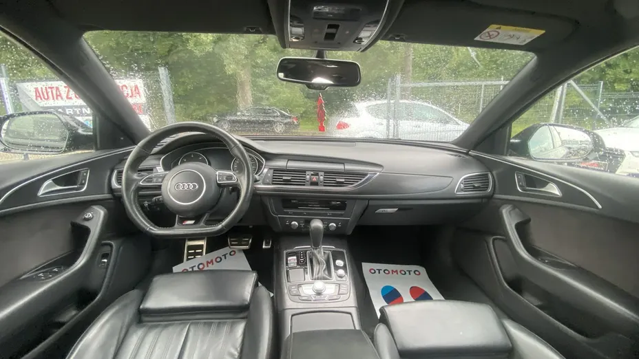 AUDI A6 -