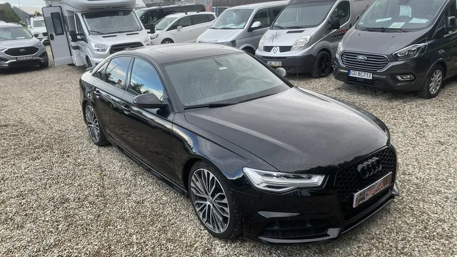AUDI A6 -