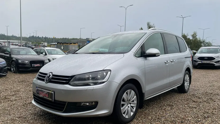 VOLKSWAGEN Sharan -
