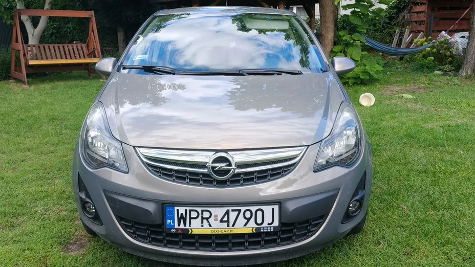 OPEL Corsa -