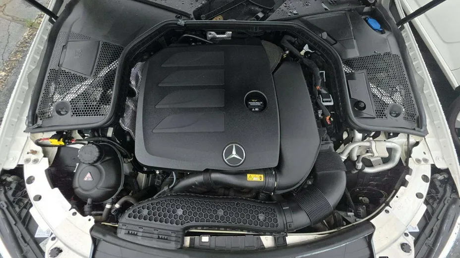 MERCEDES-BENZ C Klasa -