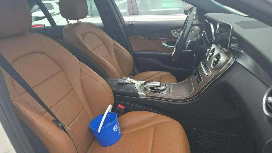 MERCEDES-BENZ C Klasa -