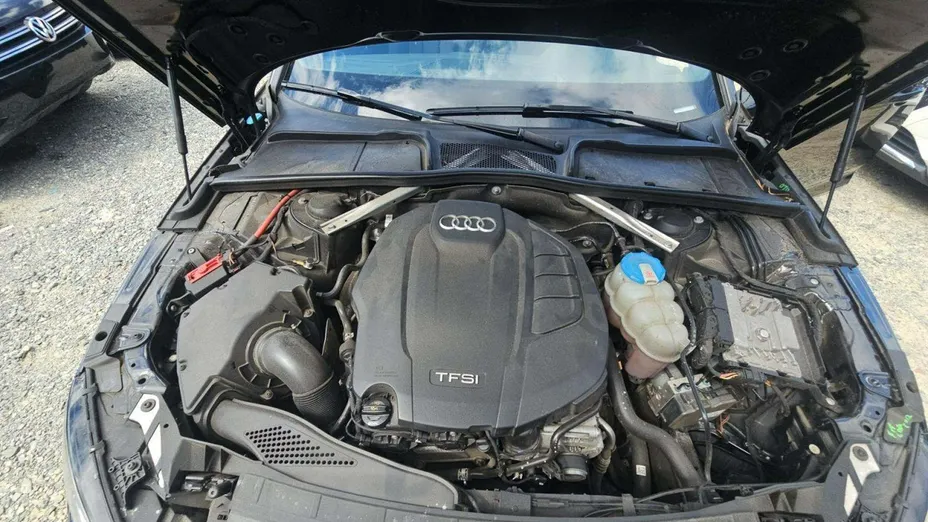 AUDI A4 -