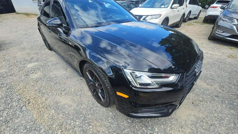AUDI A4 -