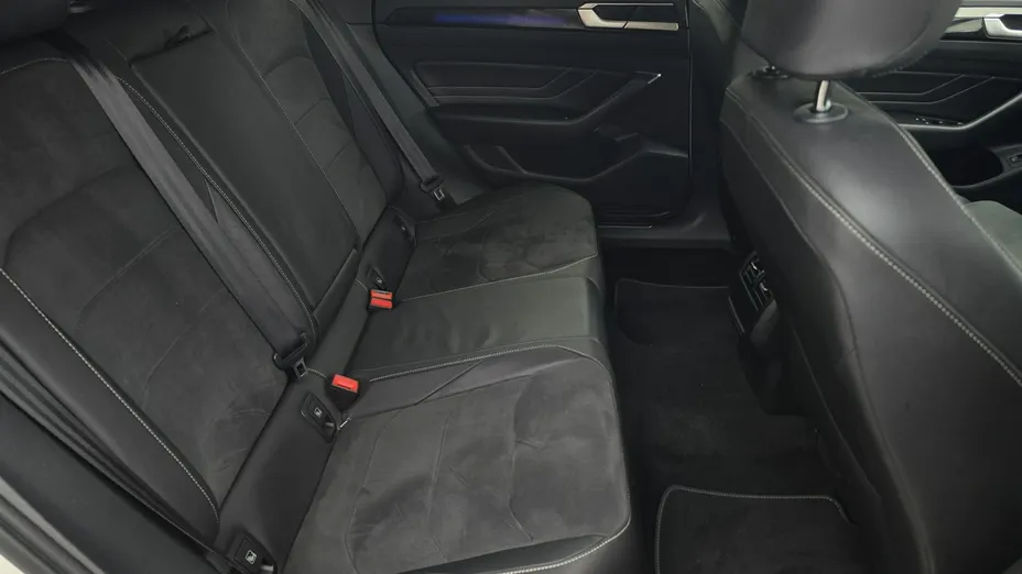 VOLKSWAGEN Arteon -
