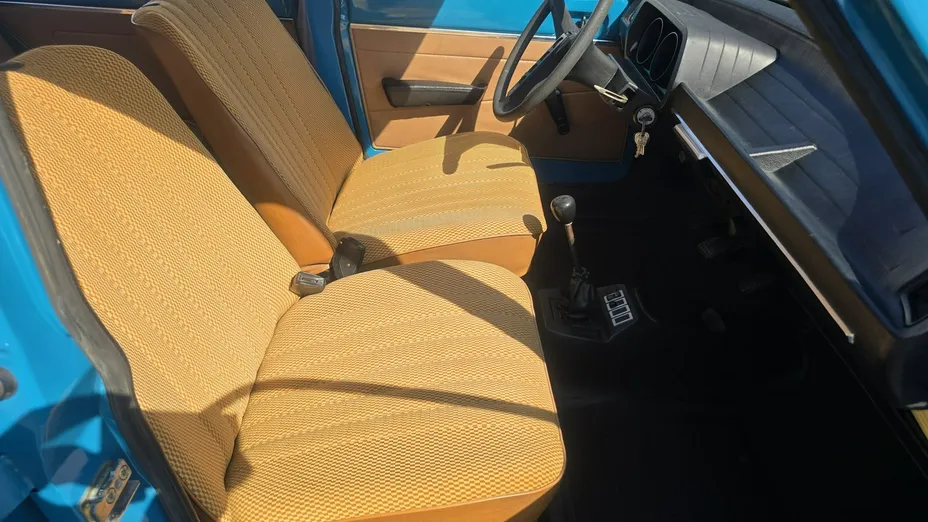 PEUGEOT 104 -