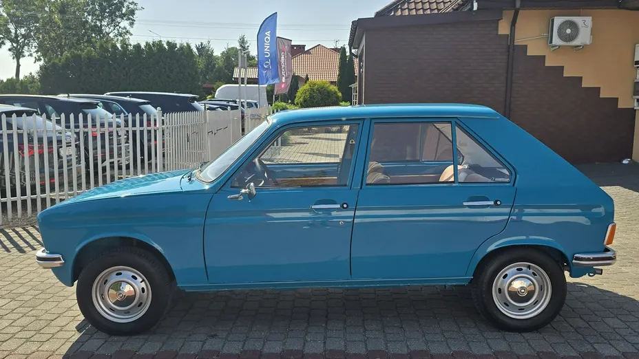 PEUGEOT 104 -