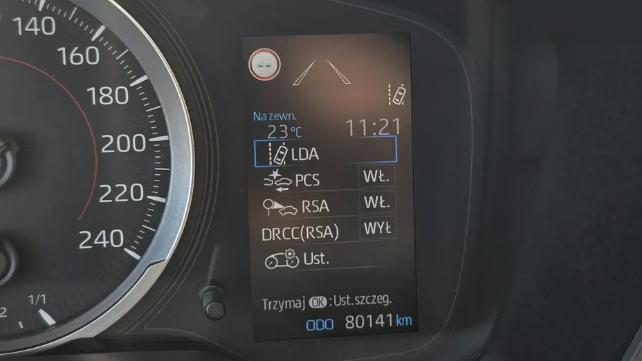 TOYOTA Corolla -