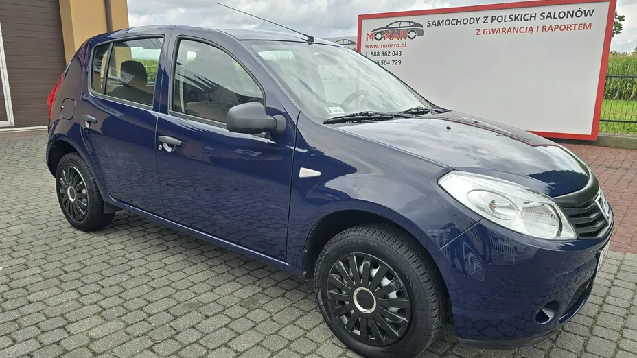 DACIA Sandero -