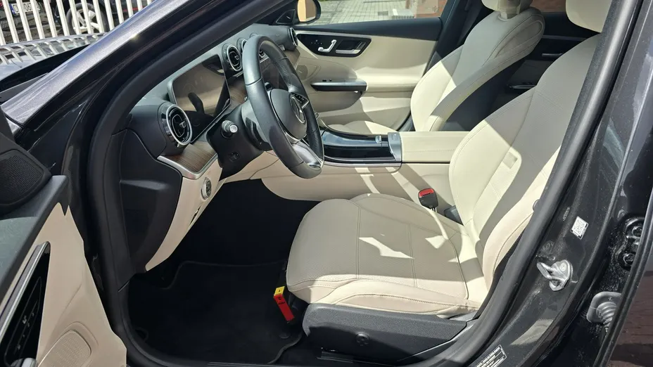 MERCEDES-BENZ C Klasa -