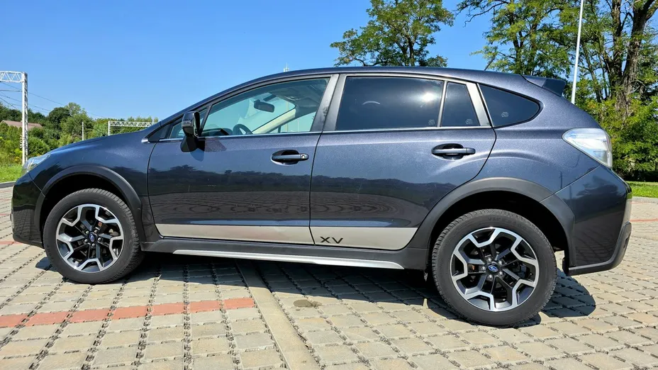 SUBARU XV -