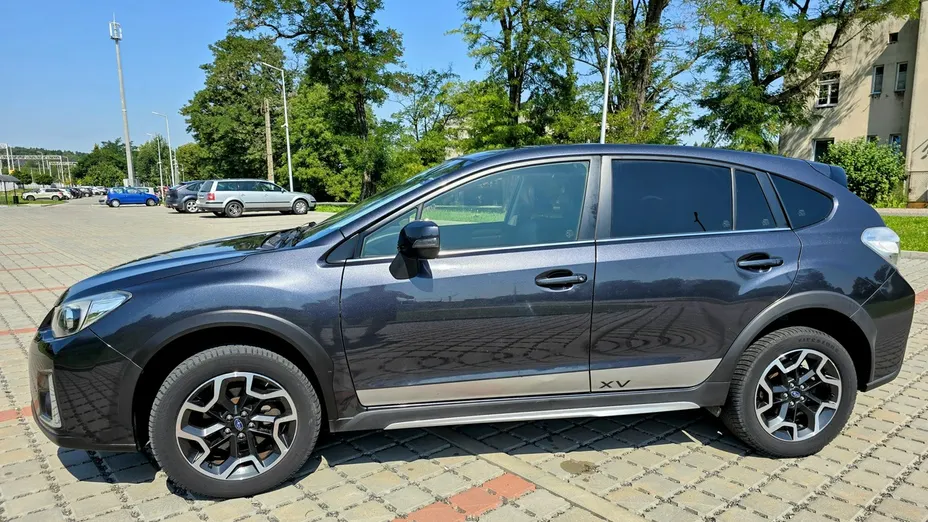 SUBARU XV -