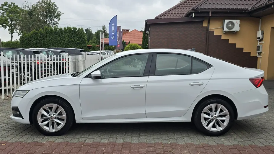 SKODA Octavia -