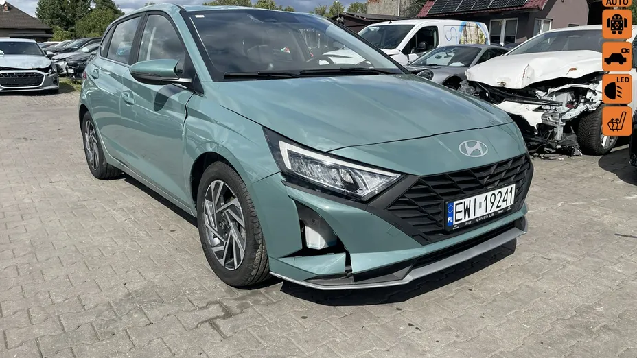 HYUNDAI i20 -