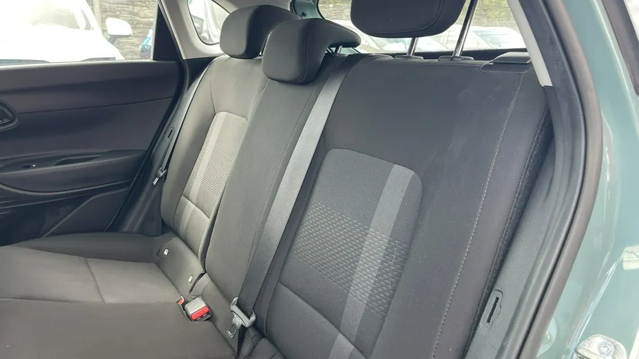 HYUNDAI i20 -