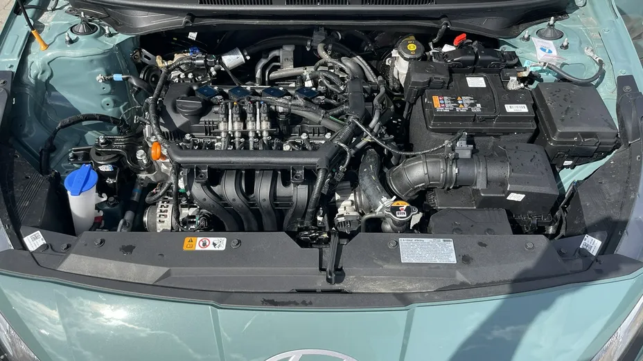 HYUNDAI i20 -