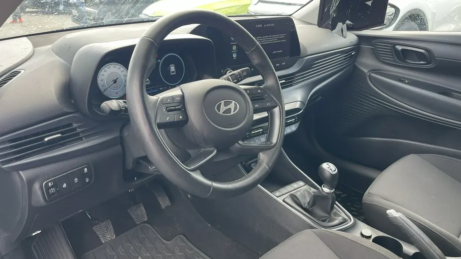 HYUNDAI i20 -