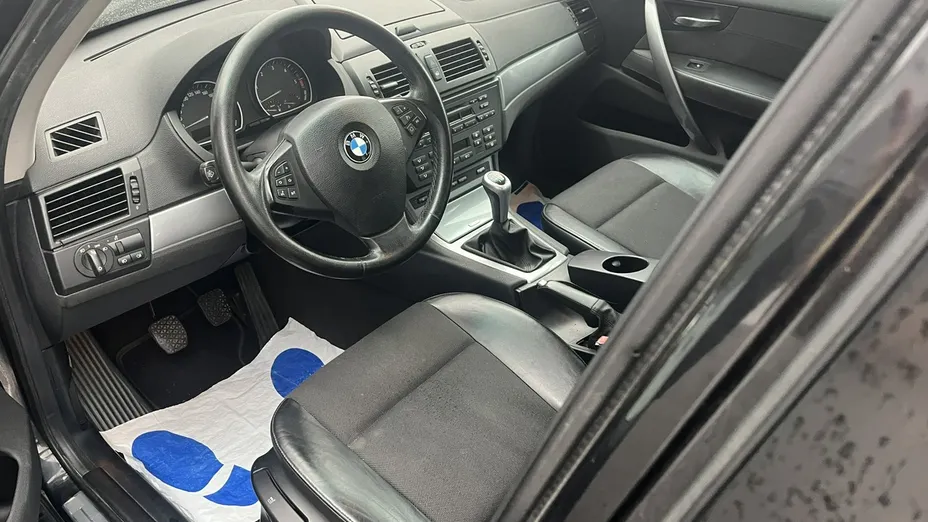 BMW X3 -