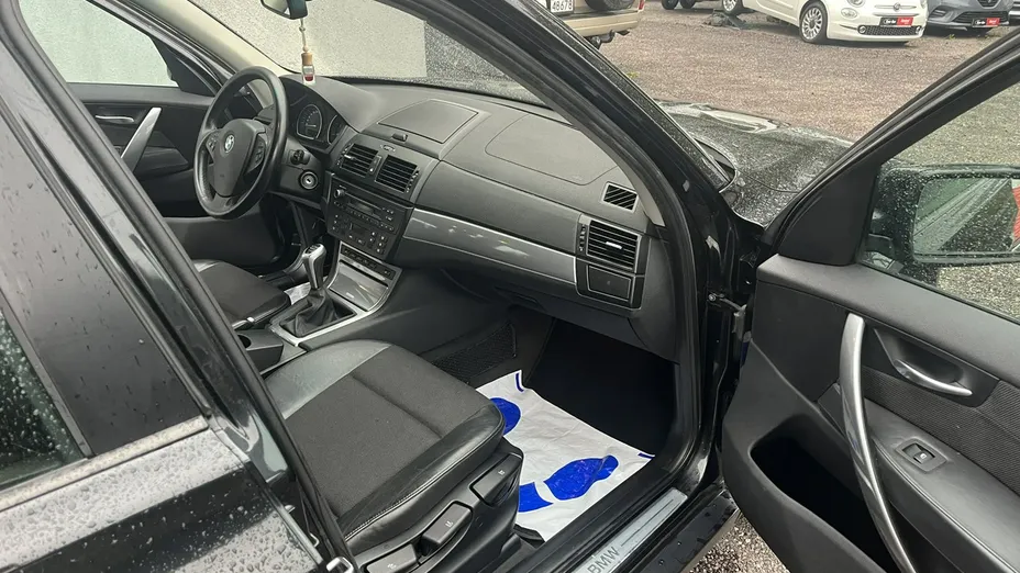 BMW X3 -