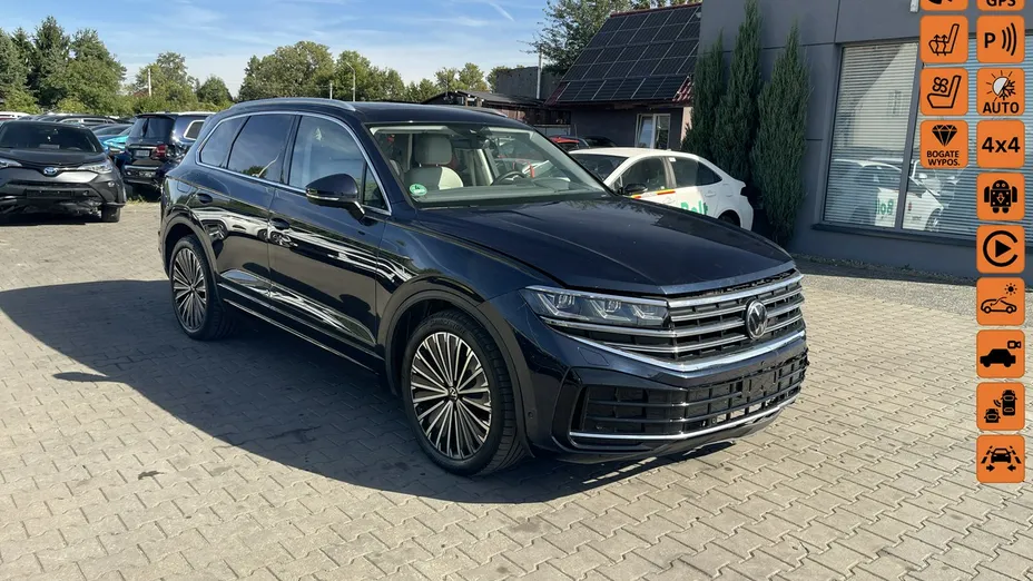 VOLKSWAGEN Touareg -