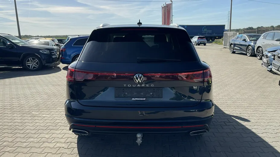 VOLKSWAGEN Touareg -