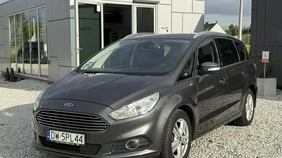 FORD S-MAX -