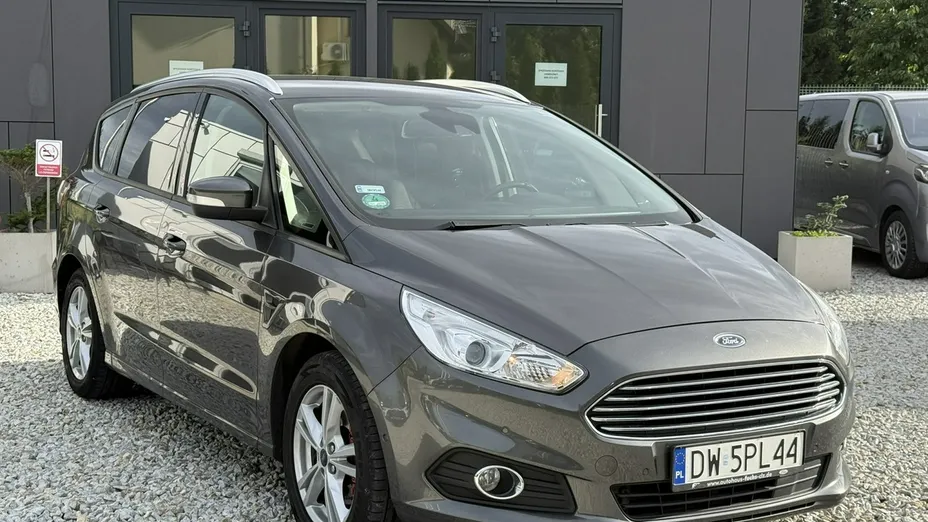 FORD S-MAX -
