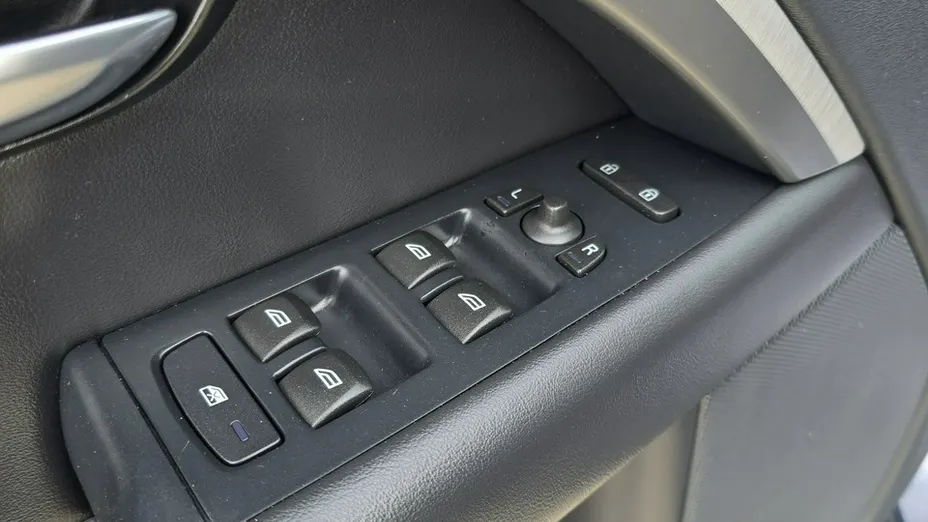 VOLVO V70 -