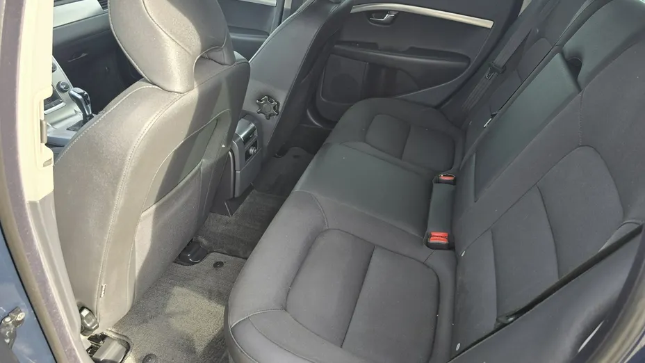 VOLVO V70 -