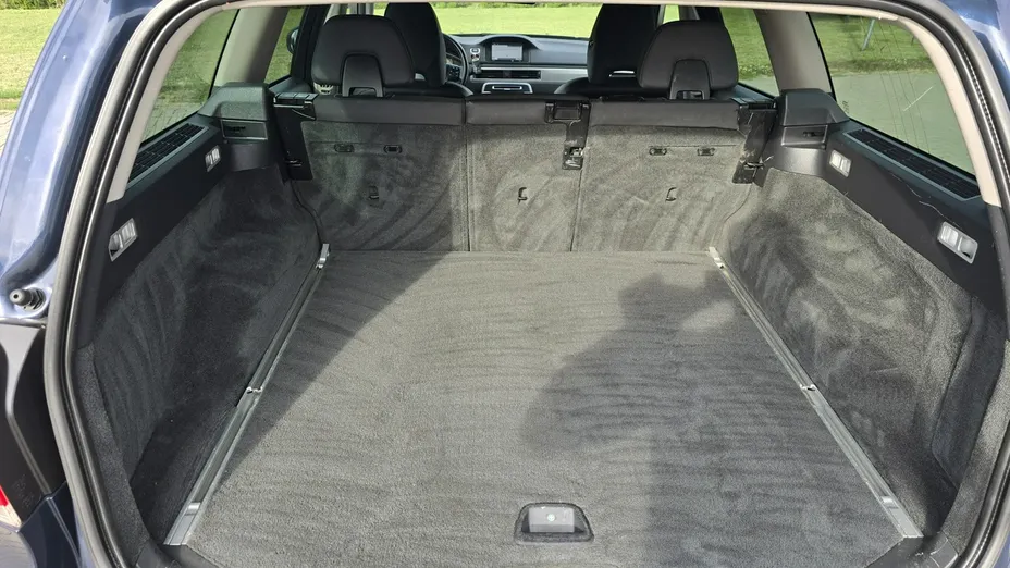 VOLVO V70 -