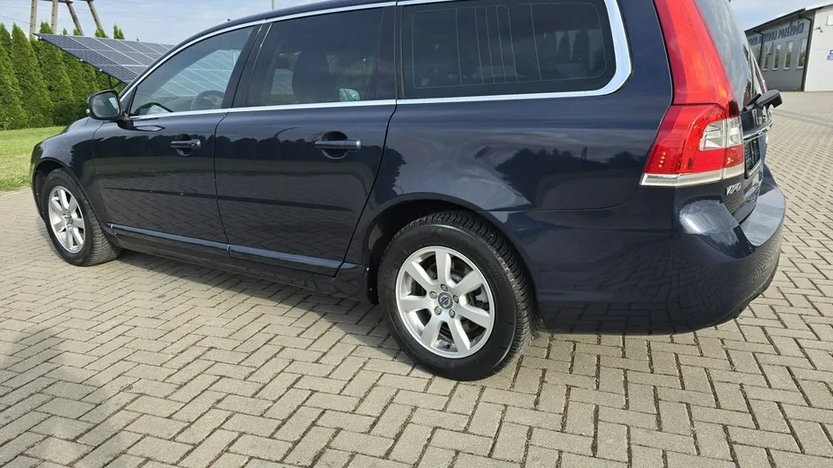 VOLVO V70 -