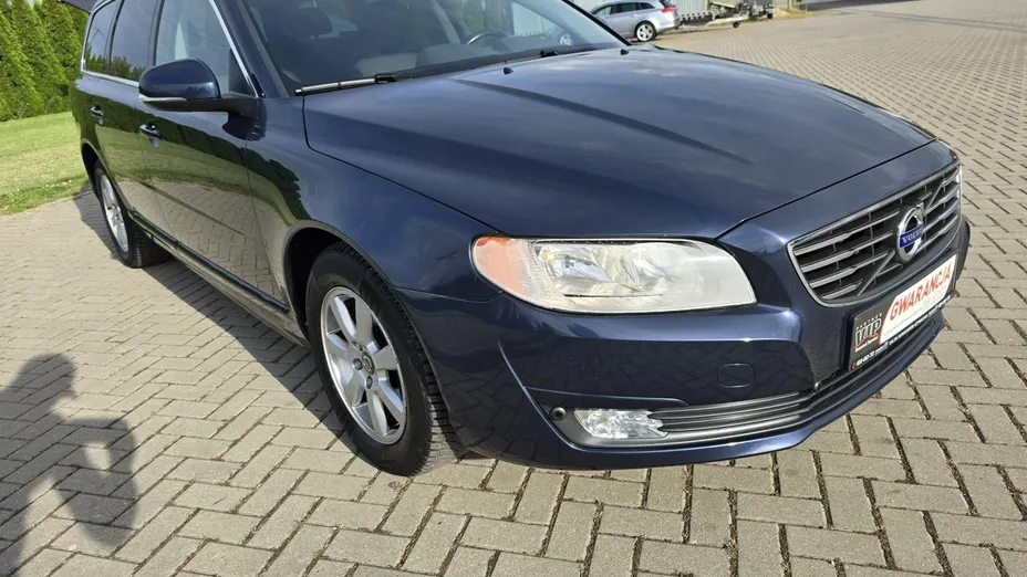 VOLVO V70 -