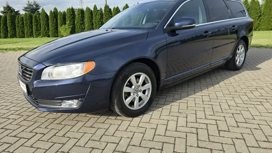 VOLVO V70 -