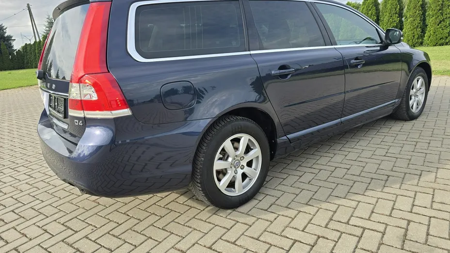 VOLVO V70 -