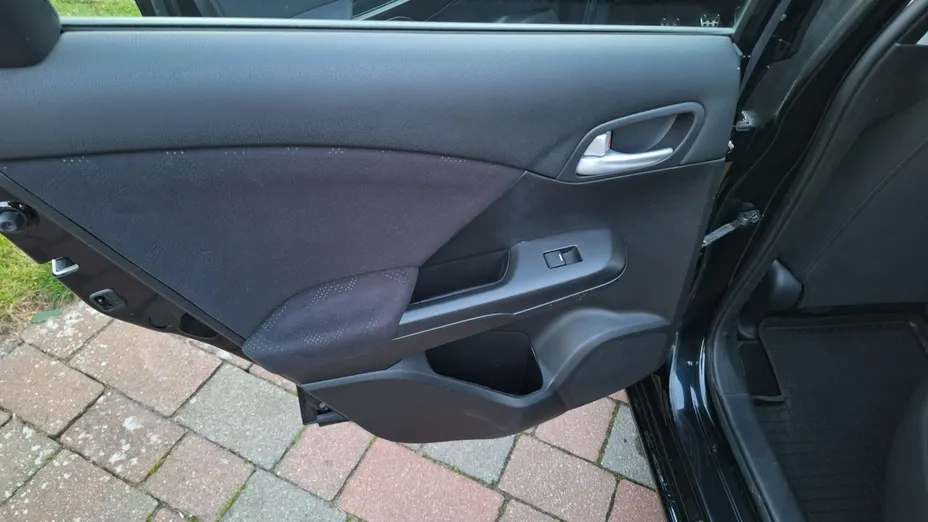 HONDA Civic -