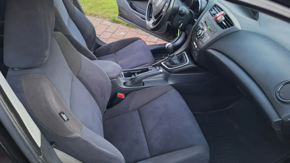 HONDA Civic -