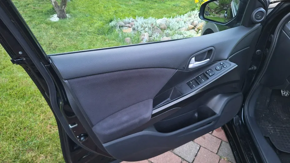 HONDA Civic -