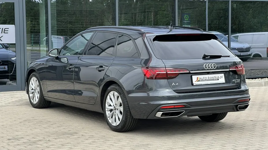 AUDI A4 Avant -