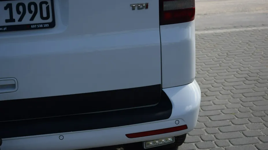 VOLKSWAGEN Transporter -