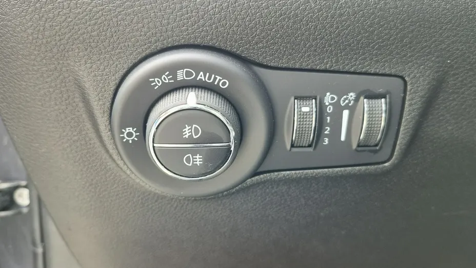 JEEP Compass -