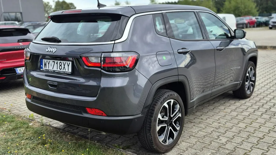 JEEP Compass -