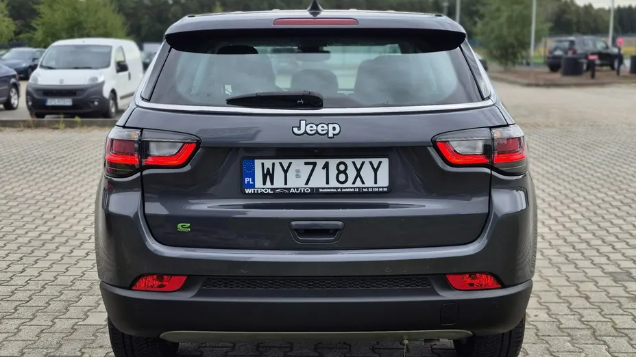 JEEP Compass -